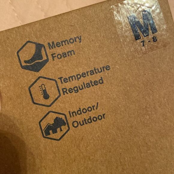 ❤️NWT Mens Indoor/Outdoor Slippers (size 7-8)❤️ - Picture 4 of 4